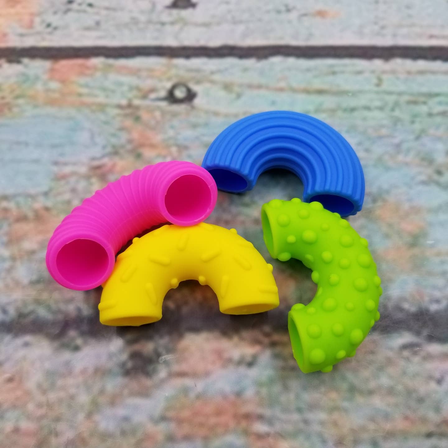 Tubular Sensory Decompression Fidget